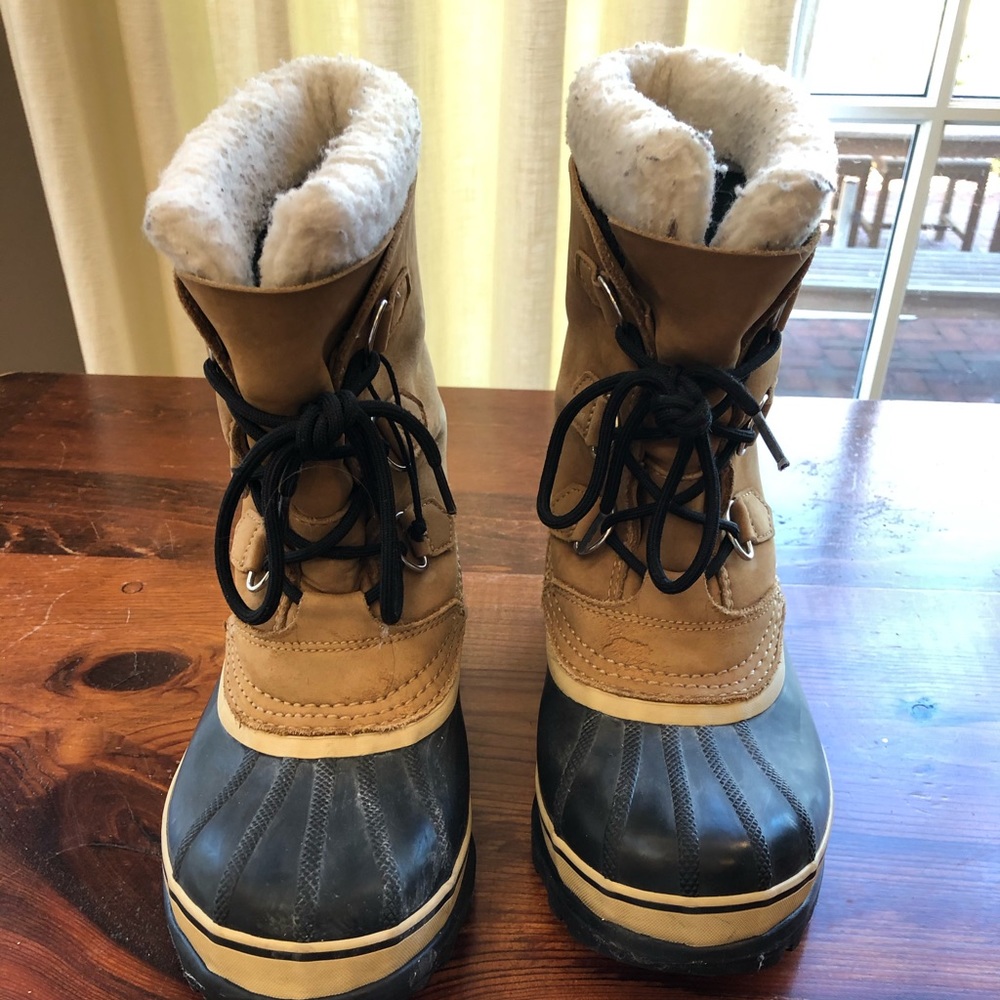 Sorel Boots Caribou. Men’s size 6